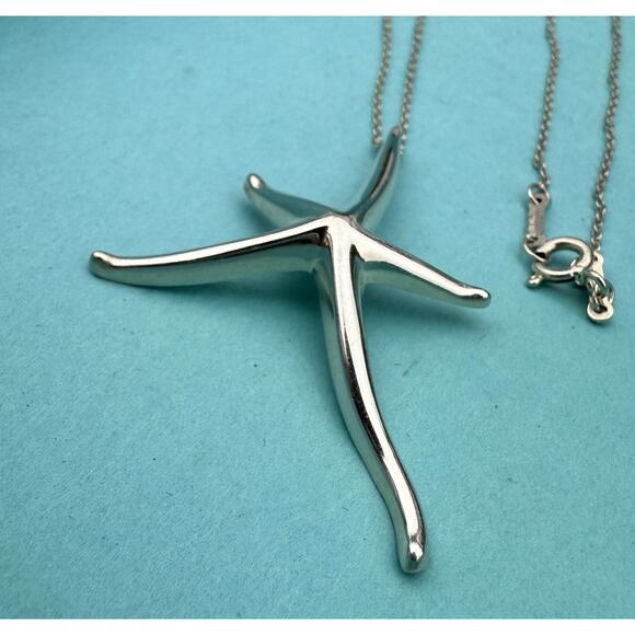 Tiffany & Co. Elsa Peretti Sterling Silver Starfish Pendant Necklace 17” - LARGE - Picture 2 of 16